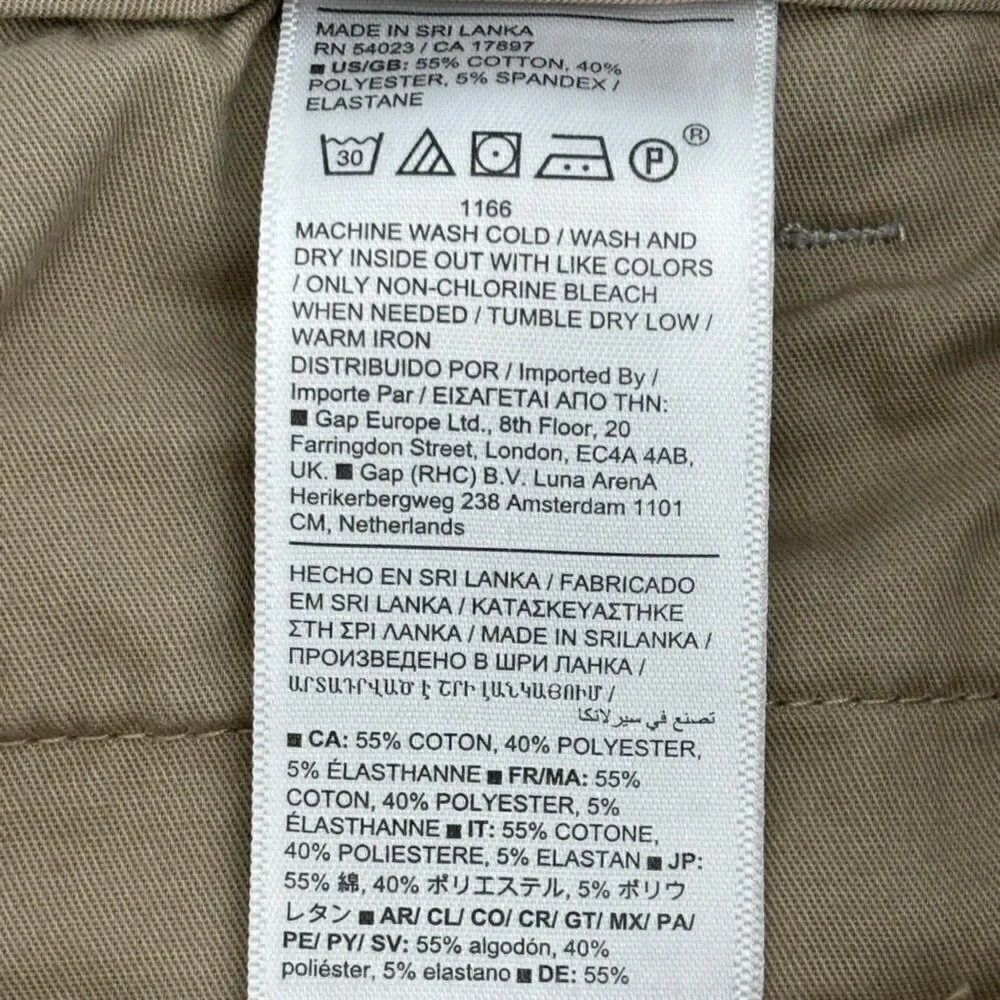 Banana Republic Men's Shorts Size 38